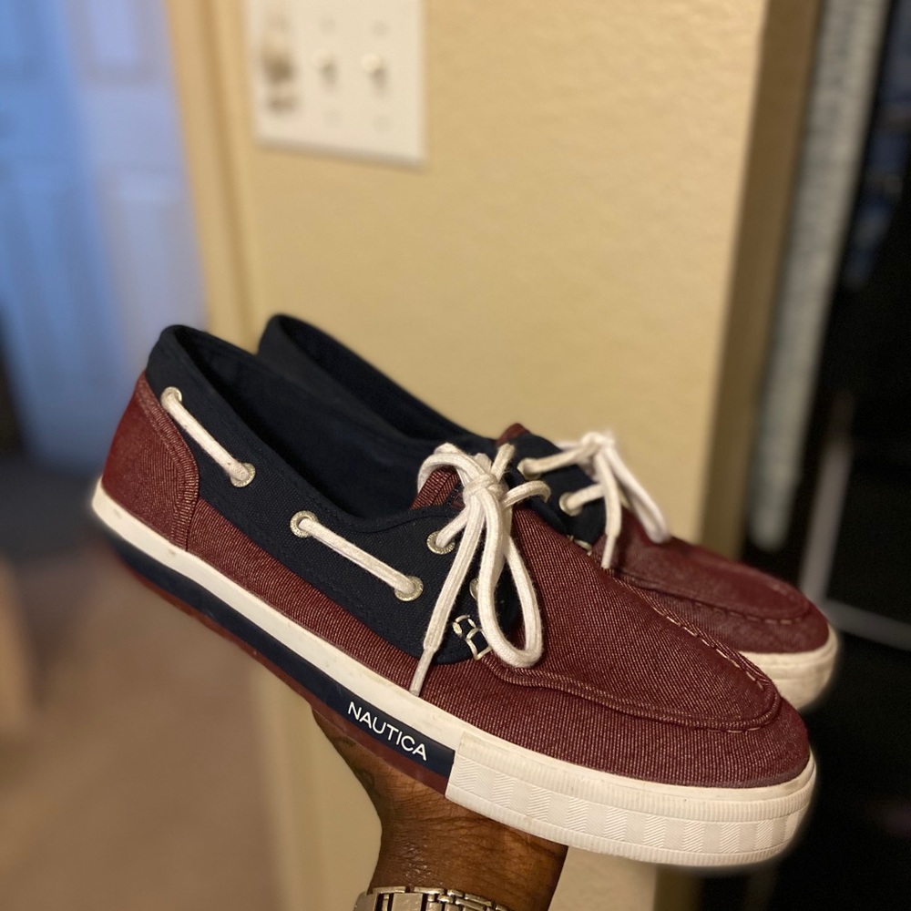 Low Top Nautica’s